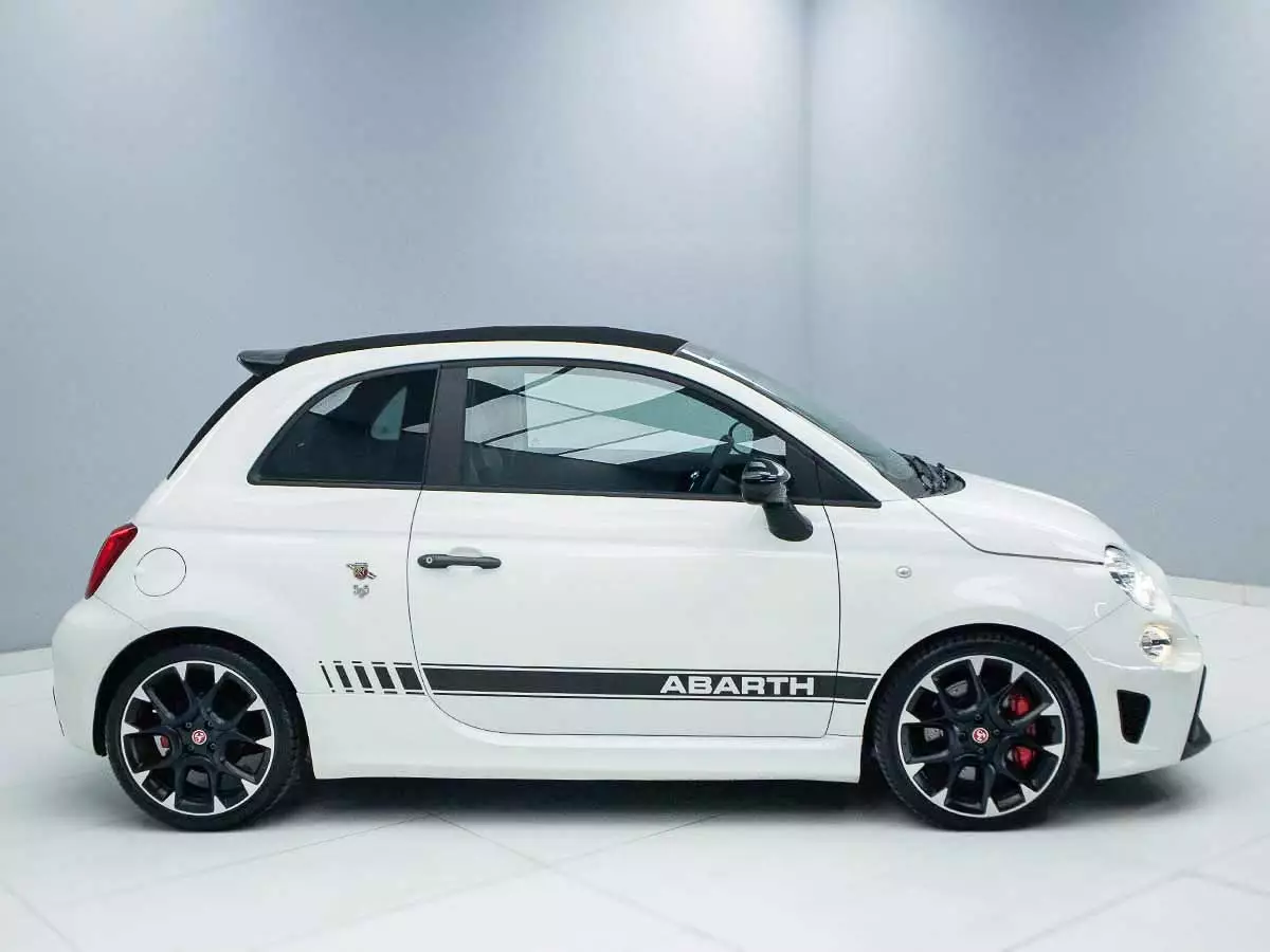 Vehicle Image for 4/17for Abarth 500 500C 595 competizione 1.4T Auto