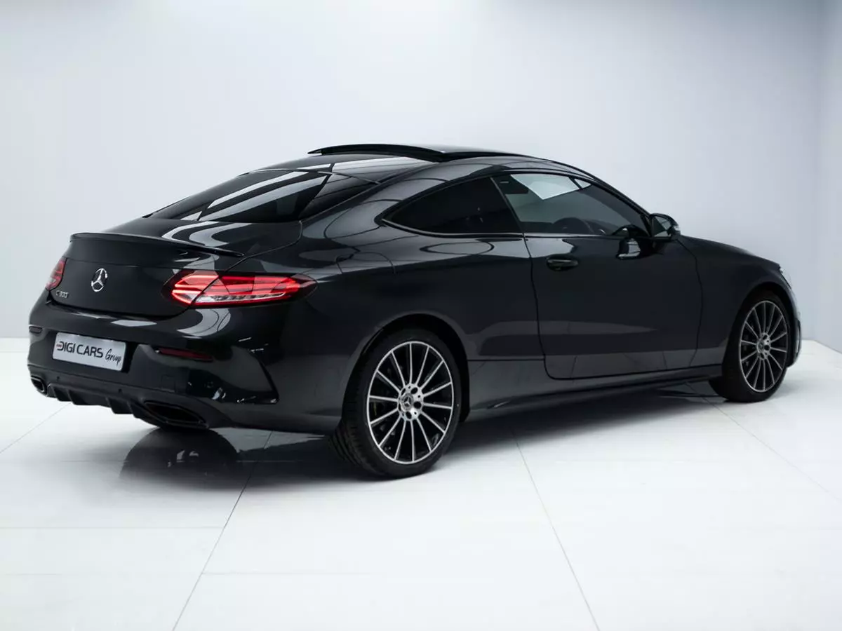 Vehicle Image for 5/17for Mercedes-Benz C-Class C300 Coupe AMG Line