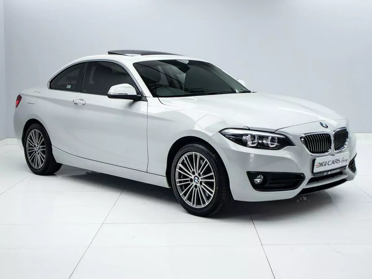 BMW 2 Series 220i Coupe Luxury Line Auto 2019