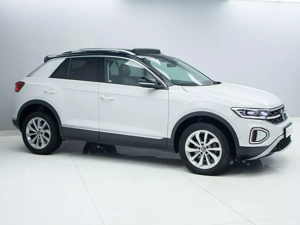 Vehicle Image for 4/17for Volkswagen T-Roc 1.4TSI Design