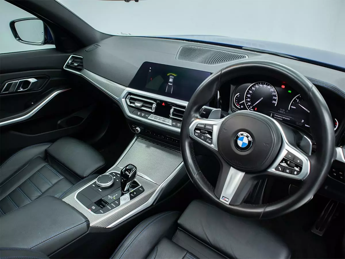 Vehicle Image for 13/17for BMW 3 Series 330i M Sport