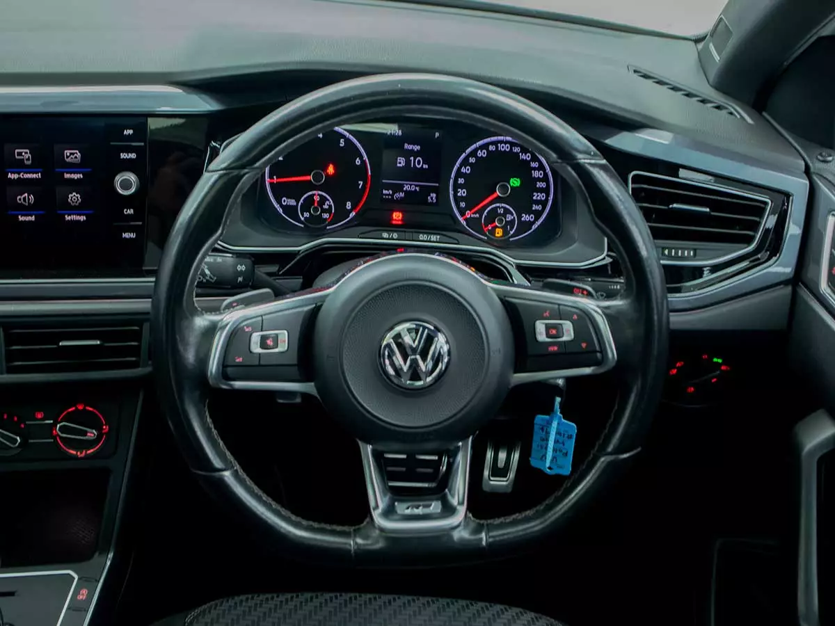 Vehicle Image for 10/17for Volkswagen Polo Hatch 1.0TSI Highline R-Line Auto